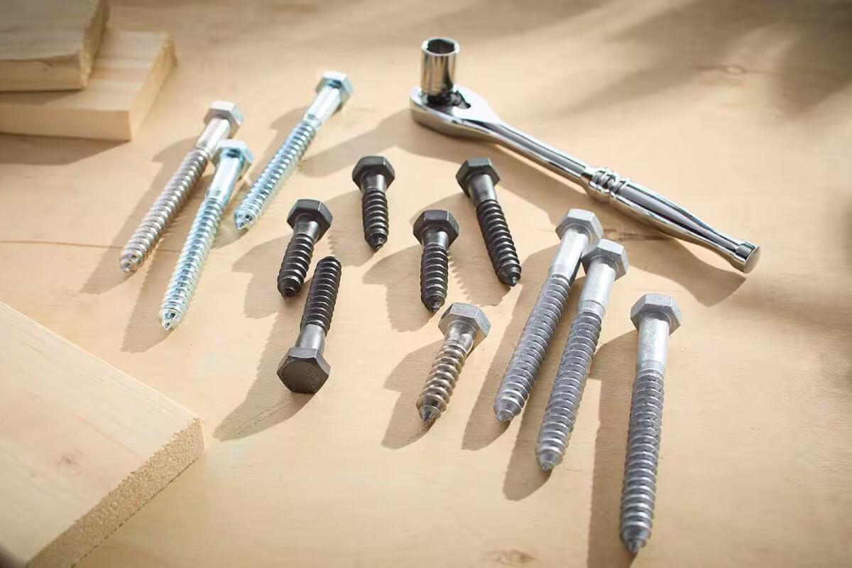 Dözümlü Bolt və Vintləmə Məhsulları Necə Tanınır? Keyfiyyətli Bərkidicilərin Seçim Bələdçisi